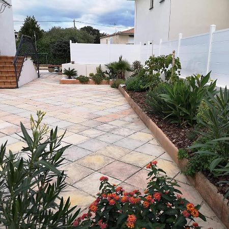 Maison De Charme Castries Ngoại thất bức ảnh